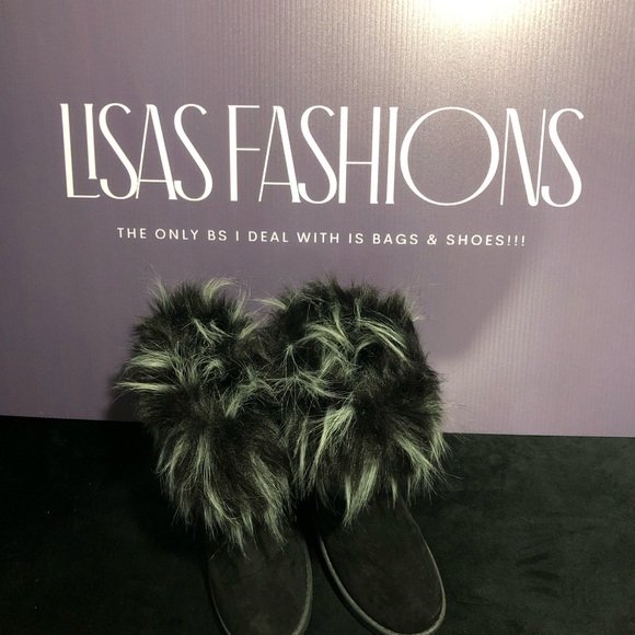 Rouge Helium Black with Black and Gray Faux Fur Ankle Boots/Booties size 10 - Picture 2 of 10